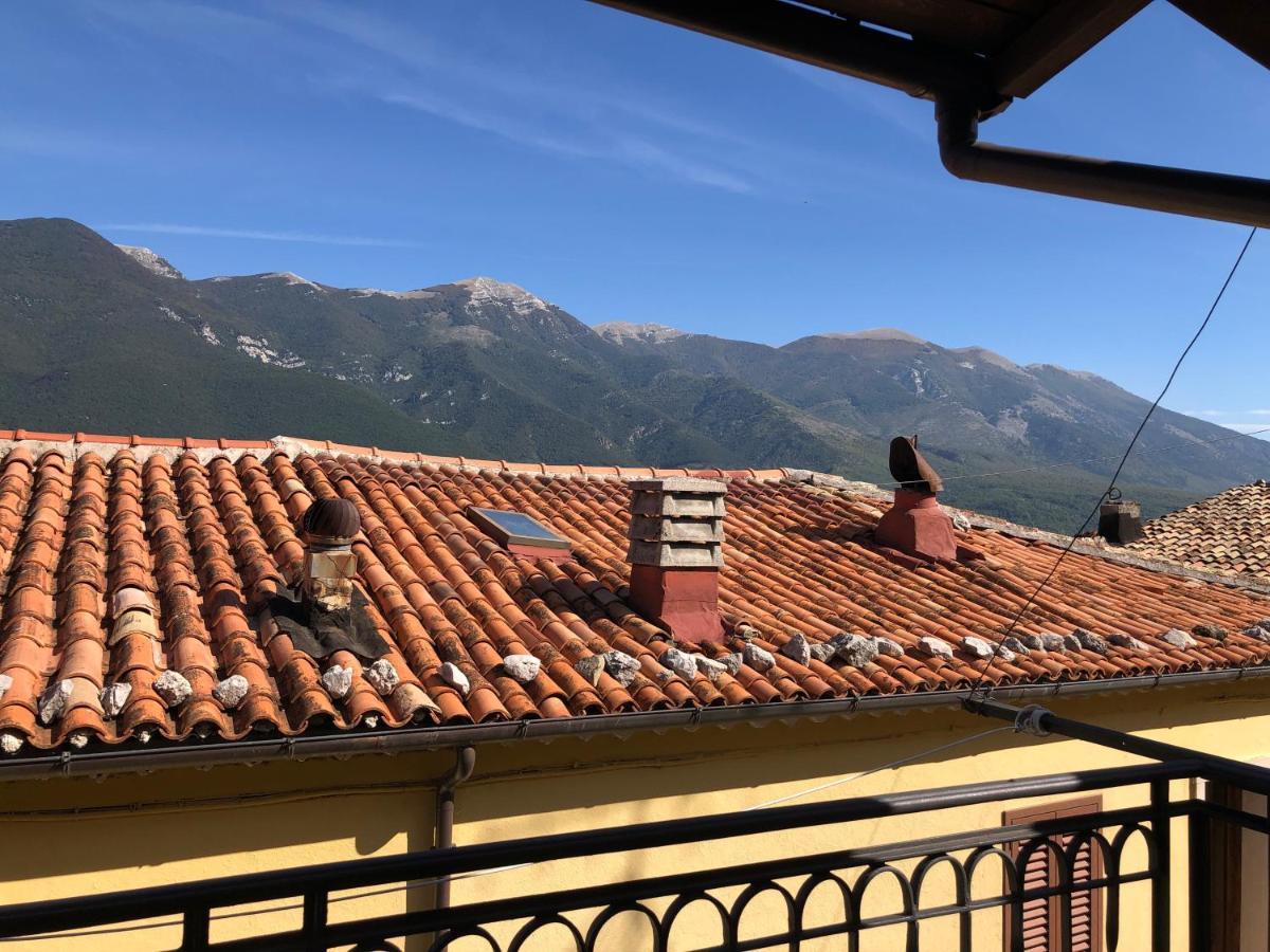 Il Riccio, Valle Roveto Country House Roccavivi Ngoại thất bức ảnh