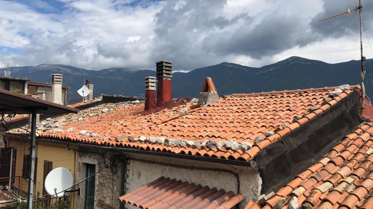Il Riccio, Valle Roveto Country House Roccavivi Ngoại thất bức ảnh